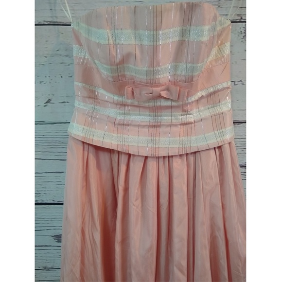 Gorgeous 80s does 50s strapless prom dress - Picture 6 of 7